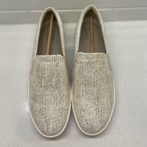 Naturalizer Women’s Marianne Gold 10M